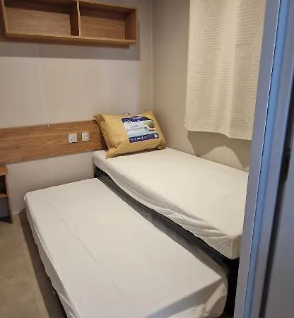Mobilhome La Carabasse Campsite Vias